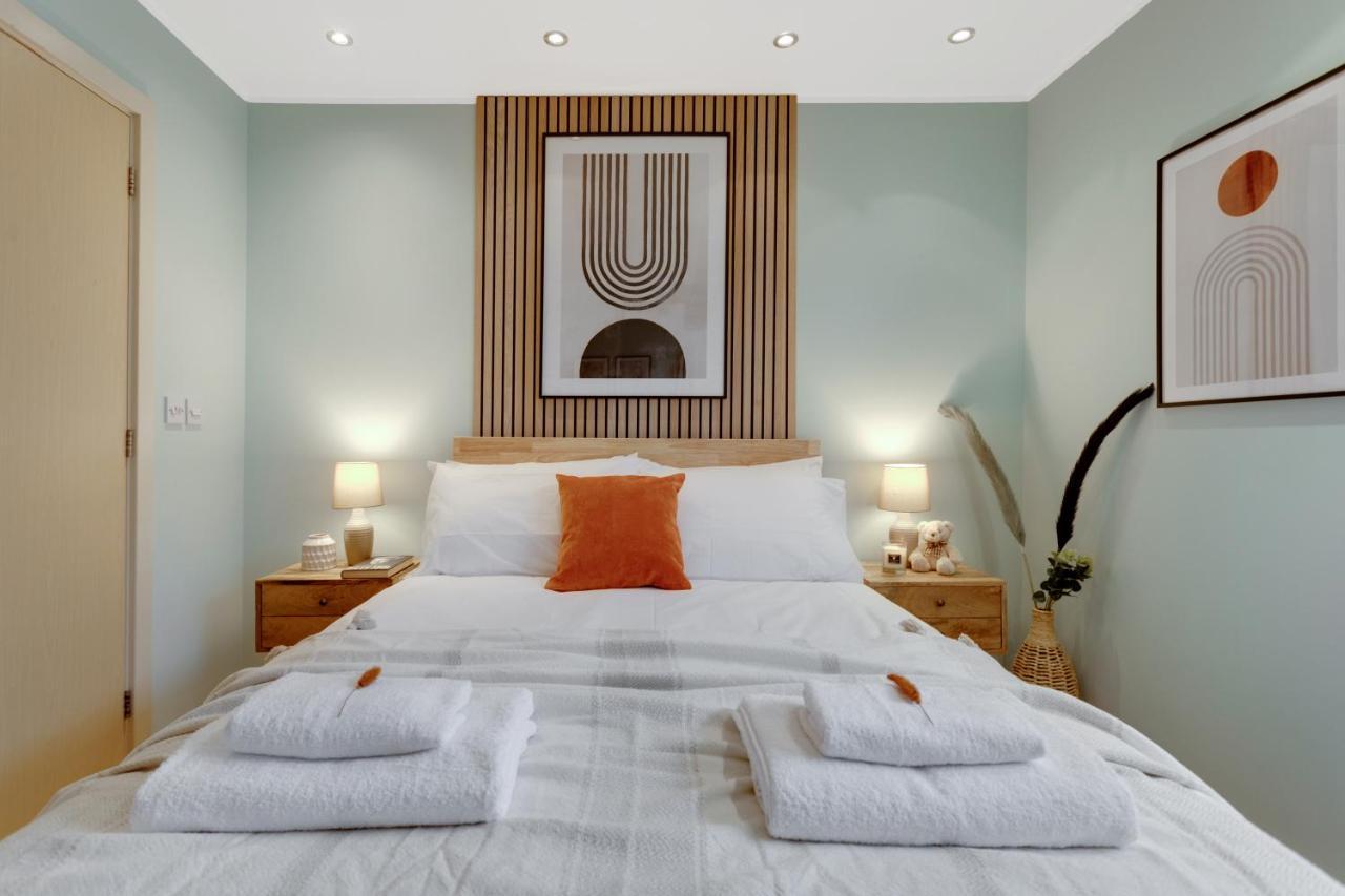 The Rafters - 2 Bedroom Apartment - Central Location - Vibrant Atmosphere كانتربيري المظهر الخارجي الصورة